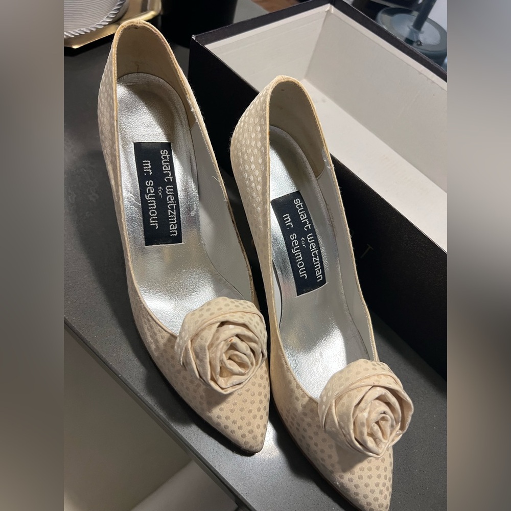 Vintage Stuart Weitzman Pumps